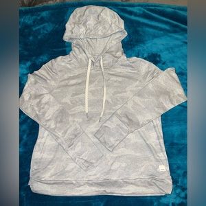 Like New Vuori Halo Essential Hoodie in Heather camo gray